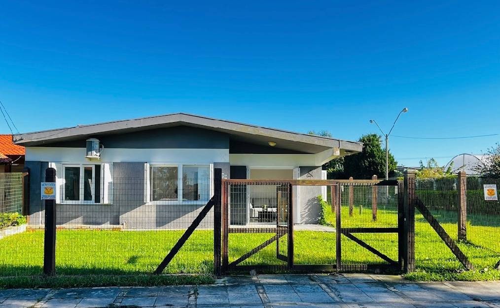 Casa 6 dormitórios para venda, Centro em Xangrila | Ref.: 306791